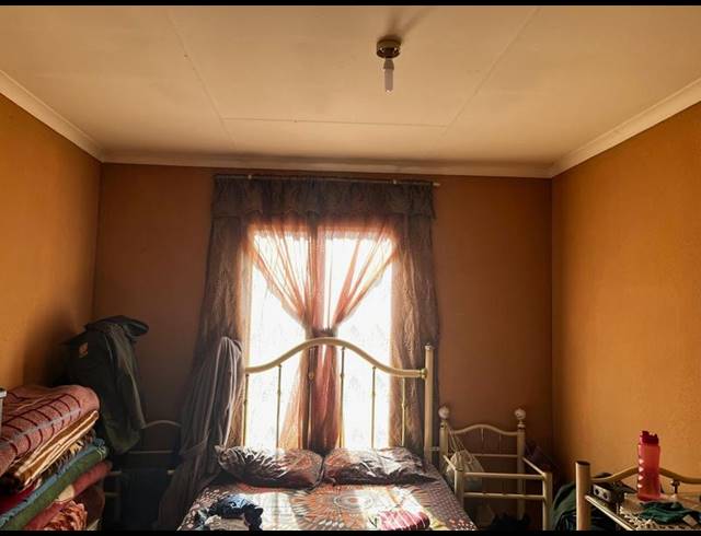 2 BEDROOM HOUSE FOR SALE IN WINDMILL PARK